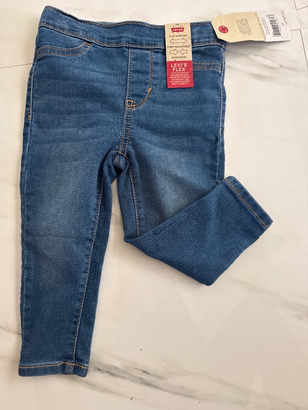 Levi pull on jegging
